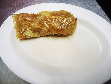 香蕉雞茸腐皮捲 (1)