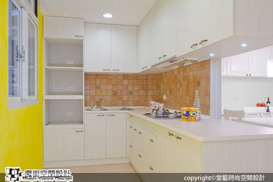 [魔術空間設計]室內設計作品-堂藝時尚空間設計-謝俊安-老公寓改造英式鄉村風格，設計孩子美好生活空間