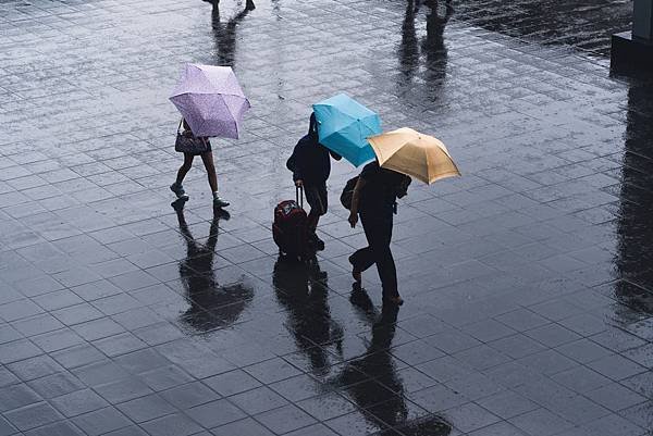 下雨天.jpg