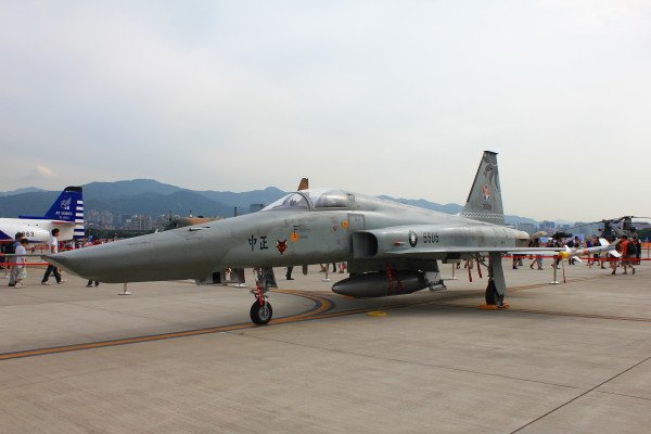 RF-5E