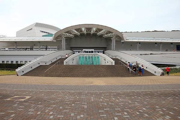 過門不入的水族館