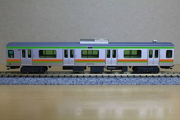 2號車, モハE230-3002