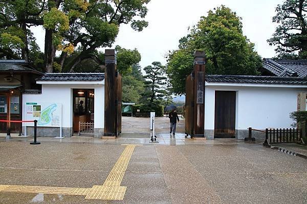 接著來參觀後樂園