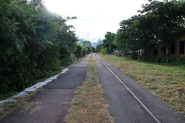 成為自行車道的昔日鐵道路廊