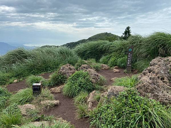 LINE_ALBUM_陽明山縱走_220908_19.jpg