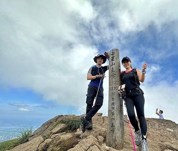 LINE_ALBUM_2023527七星山主峰、東峰_230527_29.jpg