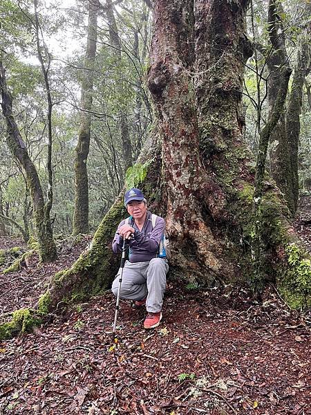 LINE_ALBUM_20231010-11合歡北峰、卡拉寶山_231012_300.jpg