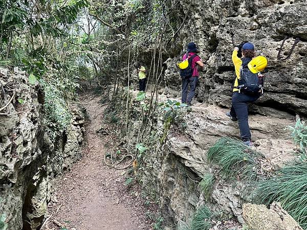 北柴山 神龍谷、金瓜洞〈北峰極樂洞、神龍谷、金瓜洞登遊誌之二