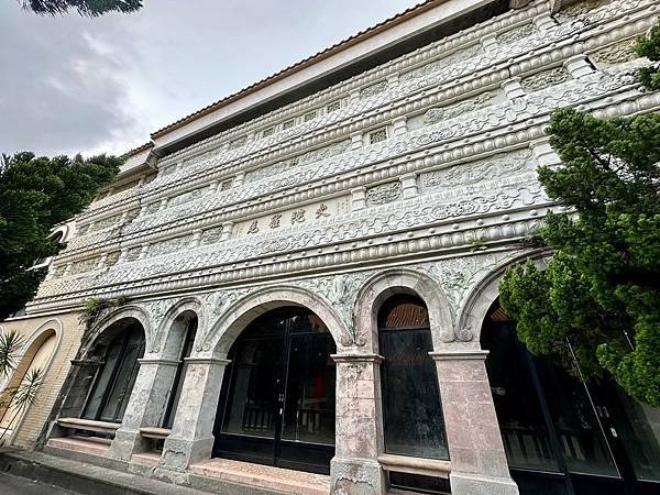 新北觀音山 硬漢嶺、盤絲一尖、二尖、凌雲尖、大崩壁〈台灣百大