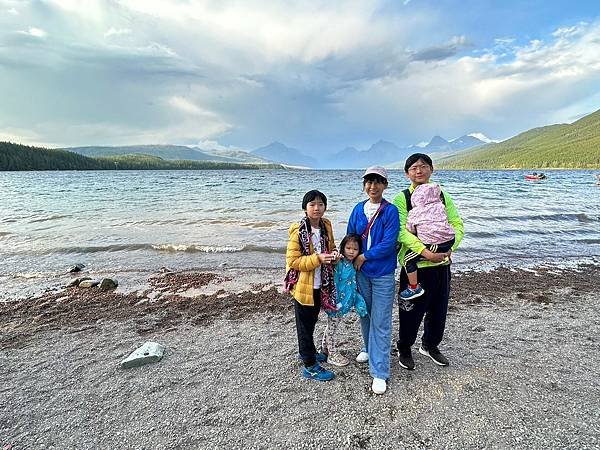 蒙大拿州 冰川國家公園 麥當勞湖區〈美、加洛磯山脈家族自駕遊