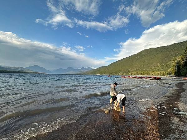 蒙大拿州 冰川國家公園 麥當勞湖區〈美、加洛磯山脈家族自駕遊