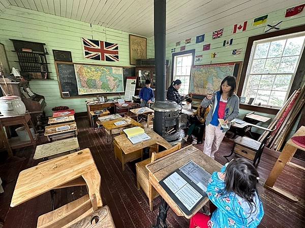 加拿大 卡加利 庫特奈布朗懷舊村〈美、加洛磯山脈家族自駕遊 