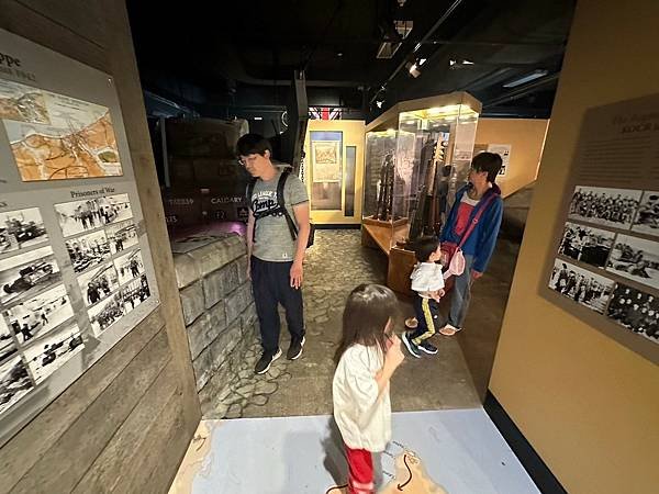 卡加利 新月高地、圖書館、軍事博物館〈美、加洛磯山脈家族自駕