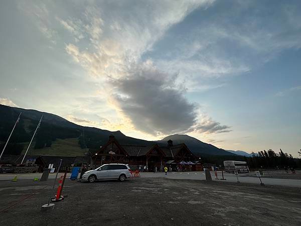 班夫公園 路易斯湖、夢蓮湖〈美、加洛磯山脈家族自駕遊 20