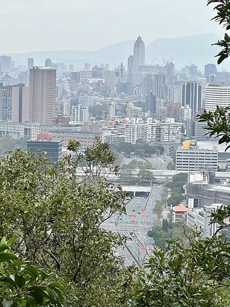 元旦輕裝上登福州山、中埔山，下富陽公園 登遊誌 2024/0