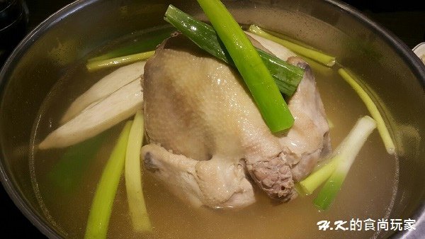 孔陵一隻雞 6.jpg