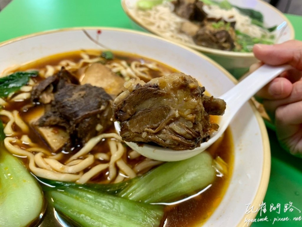 鄉園帶骨牛肉麵館 花蓮吉安鄉美食推薦