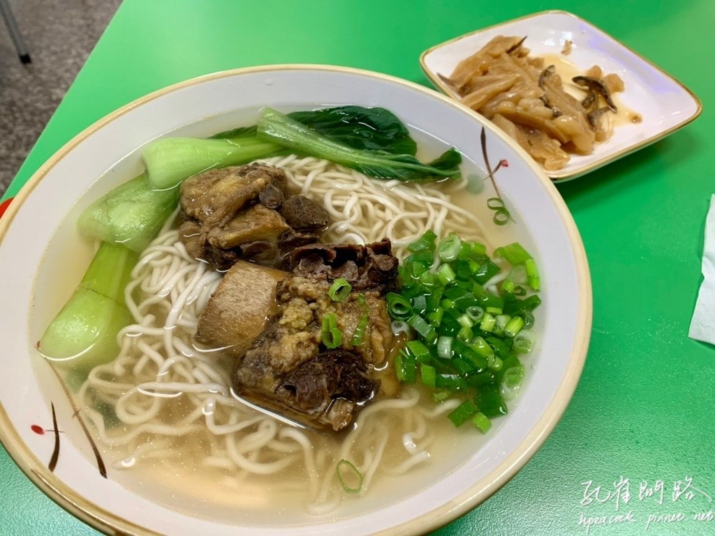 鄉園帶骨牛肉麵館 花蓮吉安鄉美食推薦