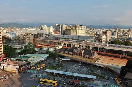 台中火車站新站前廣場開發
