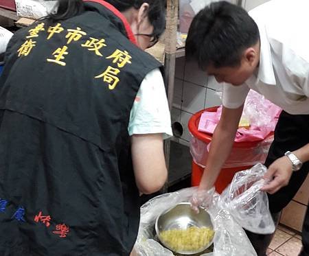 衛生局抽驗牛肉麵酸菜近7成不合格