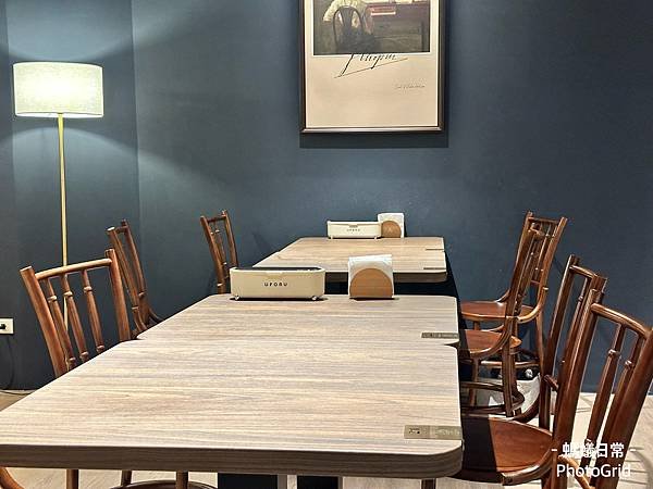 新竹美食 義式餐廳推薦 竹北光明亞丁尼 座位區2.JPG