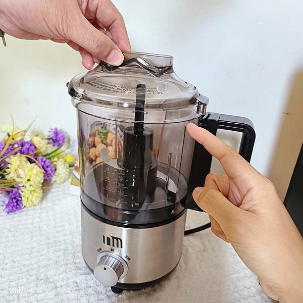 【宅配】營養大師NM-600 輕巧料理機，熱銷好評料理神器，