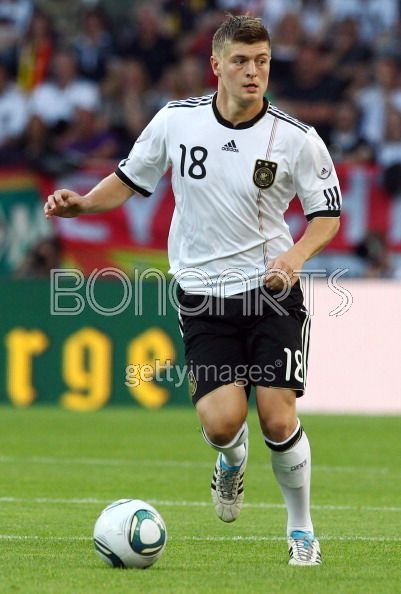 kroos.jpg