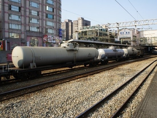 油罐列車 樹林站.jpg