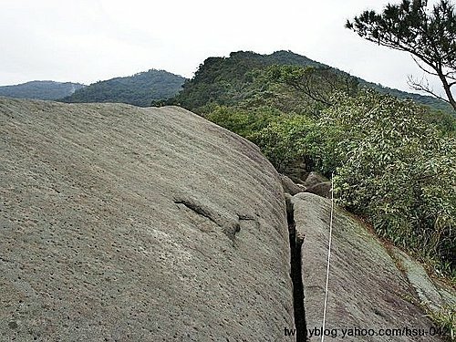 內湖 石船(龍船岩).jpg