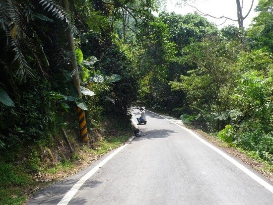 峨眉 獅頭山 六寮古道.jpg