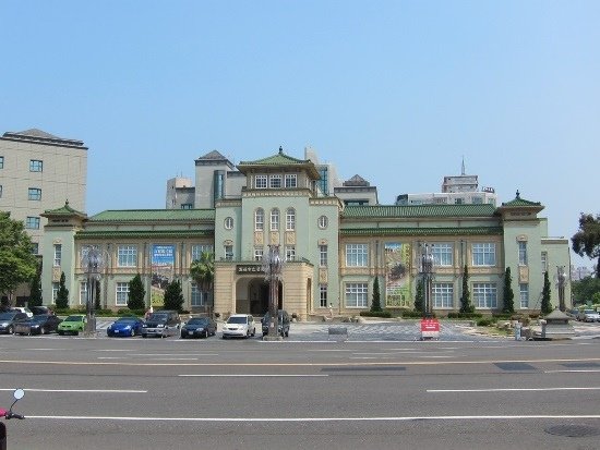 高雄立博物館
