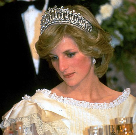 princess-diana-sad