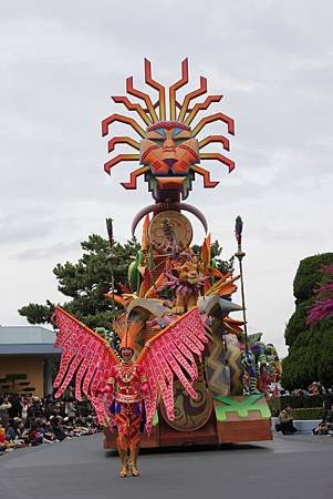 獅子王花車 