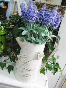 白鐵水壺花器.jpg