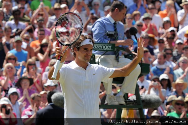 15b_07_federer_32_aeltc_m_hangst.jpg