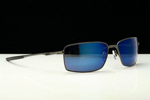 OAKLEY SQUARE WIRE OO4075-02