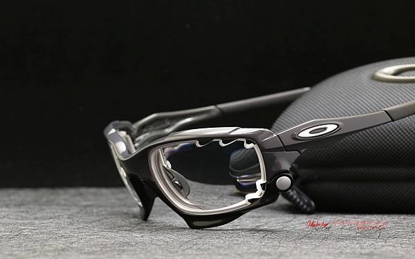 OAKLEY RACING JACKET &amp; 客製化抗衝擊全視線視無限變色近視運動鏡片 高雄得恩堂左營店 專業銷售店