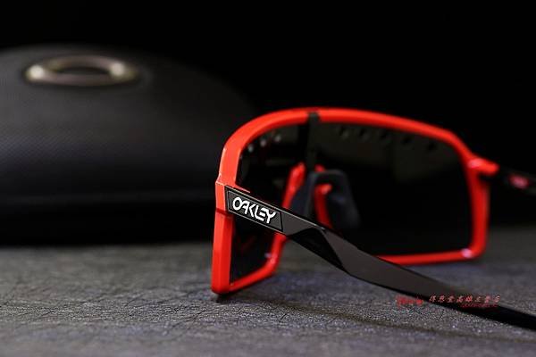 Oakley Origins Collection 35周年限量紀念版運動太陽眼鏡 高雄得恩堂左營店 專業銷售店