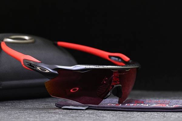 OAKLEY X SHOHEI OHTANI Collection 大谷翔平聯名版 運動太陽眼鏡 高雄得恩堂左營店 專業銷售店