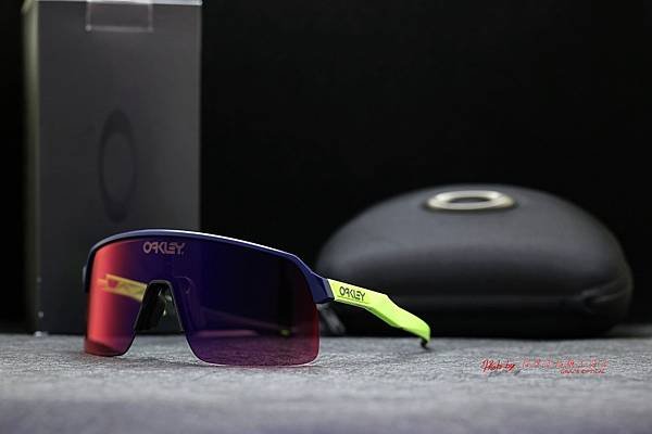 Oakley Sutro、Sutro Lite Origins Collection 限量紀念版運動太陽眼鏡 高雄得恩堂左營店 專業銷售店