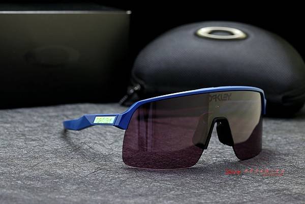 Oakley Sutro Lite 運動太陽眼鏡 高雄得恩堂左營店 專業銷售店