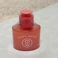 大試用時代:BABY WHITE 10倍．白．超濃縮美白身體