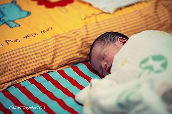 100_10_baby16.JPG