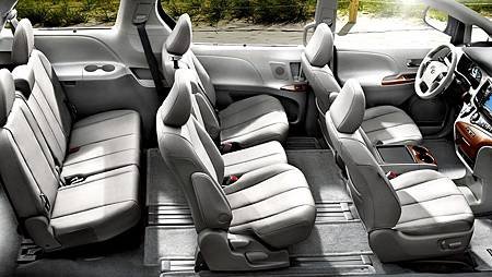 2016-toyota-sienna-interior-seat.jpg