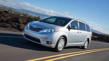 2015-toyota-sienna-1.jpg