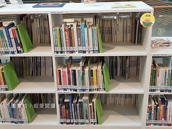 桃園市立圖書館新總館/桃園市立圖書館新總館最美的綠意圖書館，