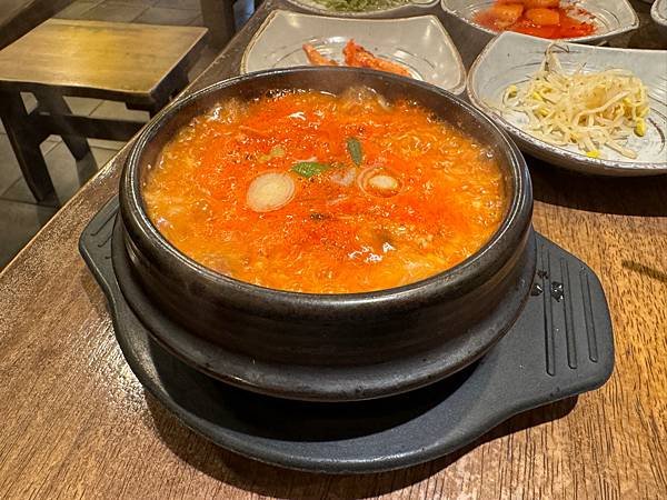 首爾食記＊豆腐鍋專賣Delicious steamed to