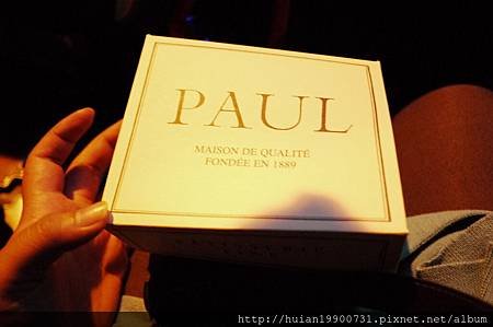 看完順路買了PAUL