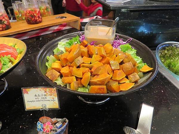 ▊食記。屏東。恆春 墾丁凱撒大飯店美食記=晚餐&amp;池畔下午茶篇