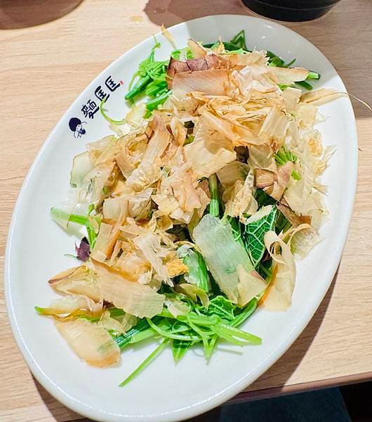 食記。新竹。麵Q湯頭濃的好吃拉麵。麵匡匡拉麵食堂 新竹清大店